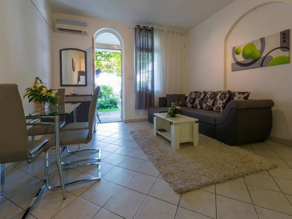 Apartments Buneta