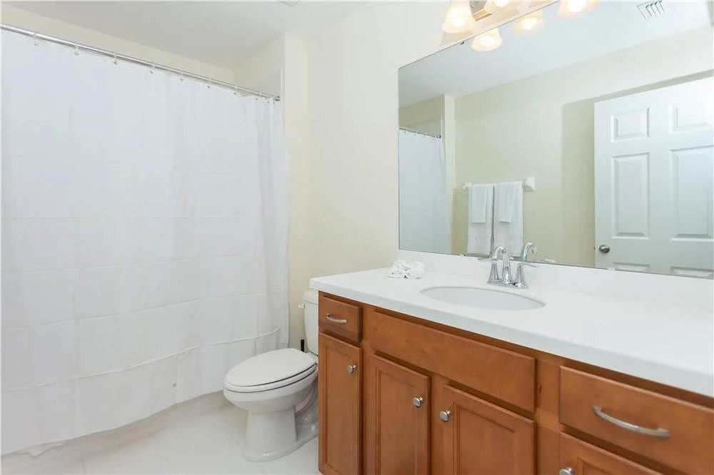 Ocean Palms, Sleeps 8, 4 Bedroom, Walk to the Beach by Vtrips