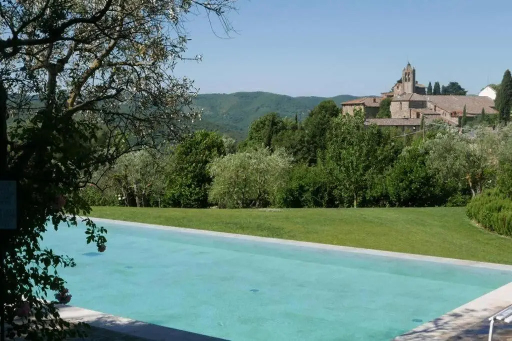Suite Conca d'Oro, with access to Hotel Villa Le Barone Panzano in Chianti
