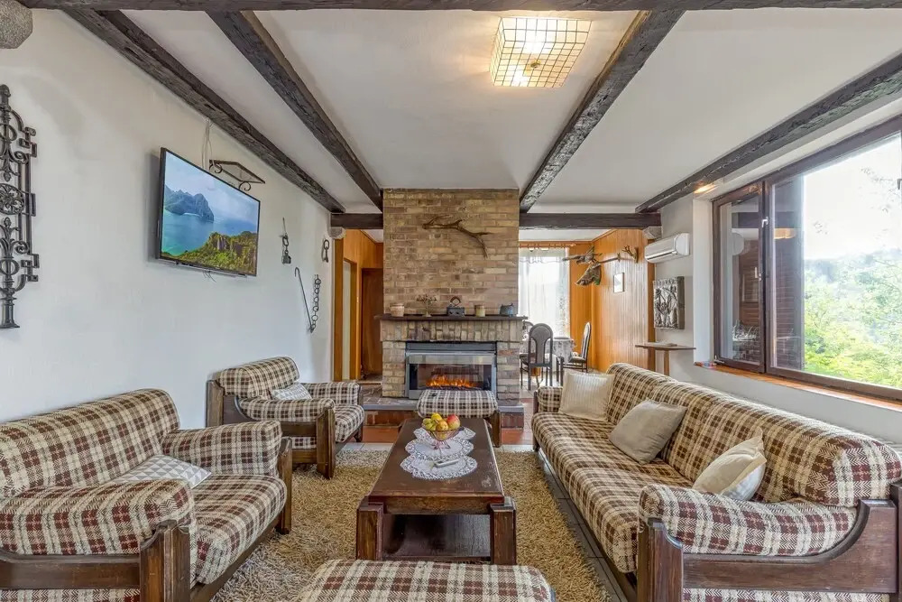 Lake House Felice