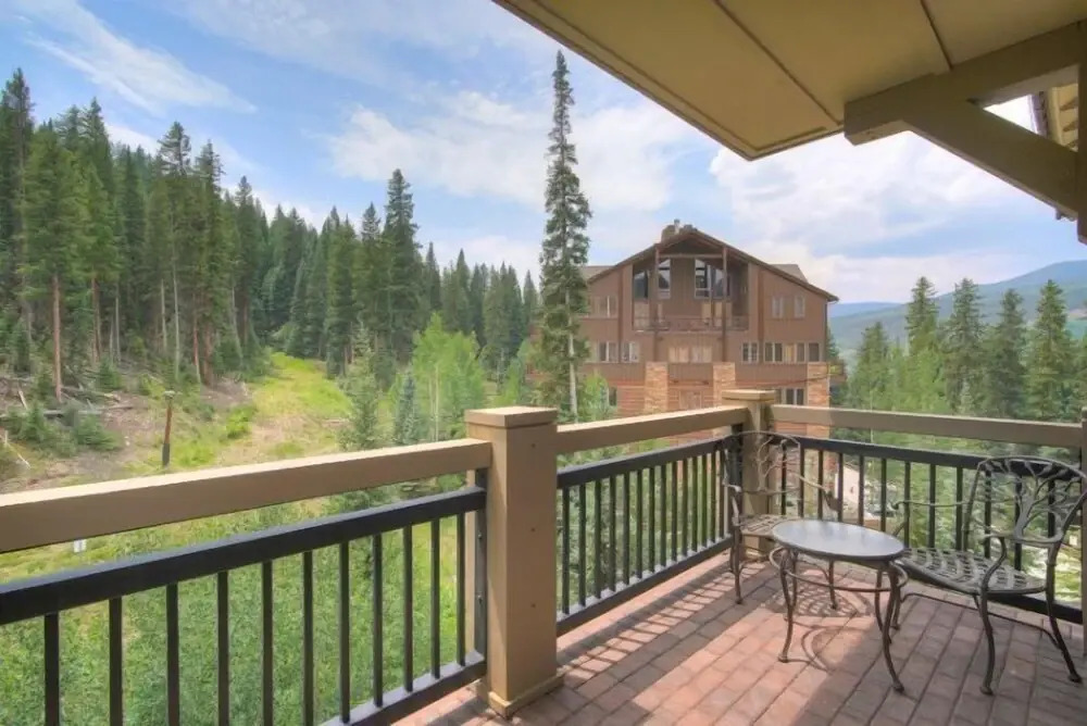 Lone Eagle 2 Bedroom Condo