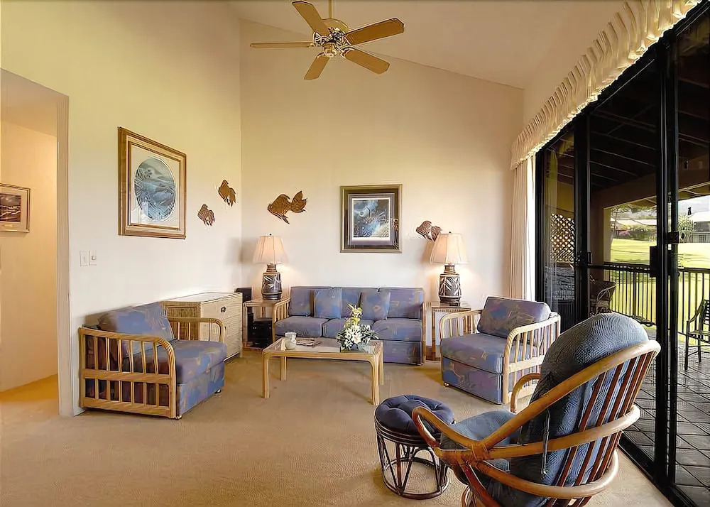 Wailea Ekahi 33E - One Bedroom Condo with Ocean View