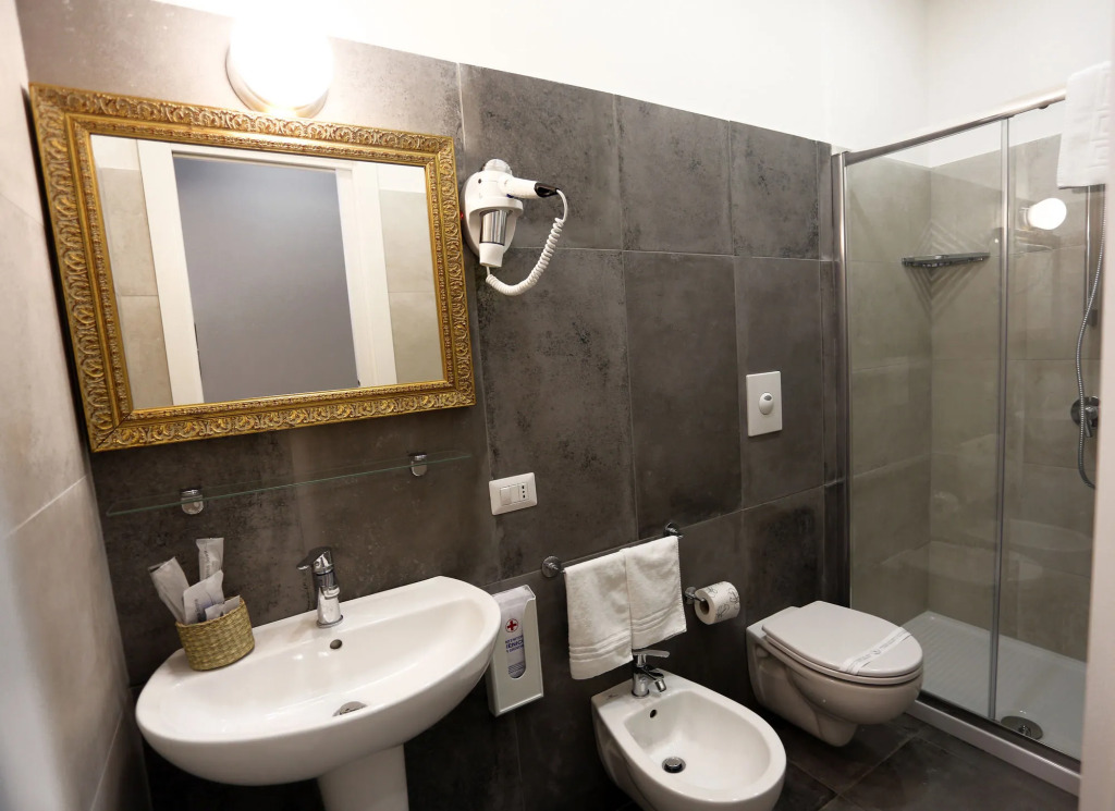 Be Italian Flat Piazza Bovio 22