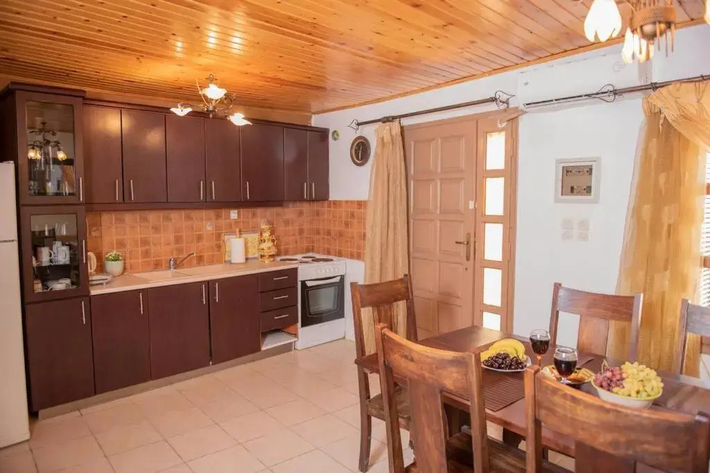 Gortis House