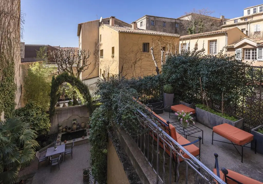 Hôtel Particulier Le 28 - Spa & Art Luxury Design