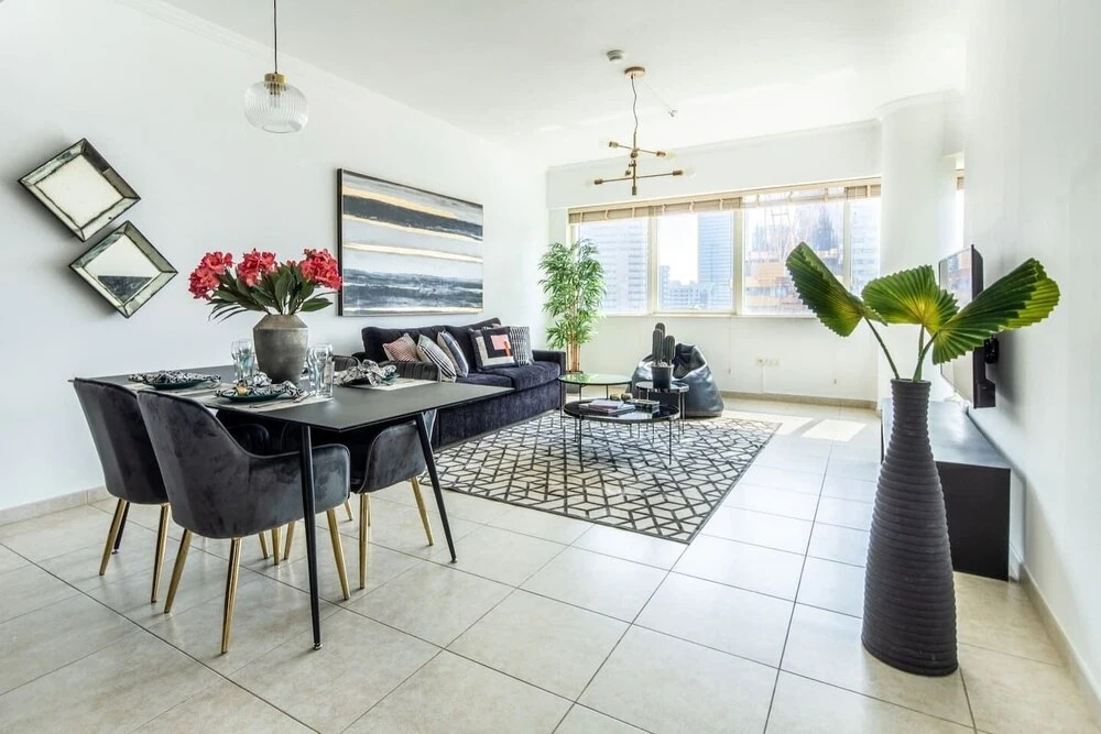 Striking 1BR in Dubai Marina - Minutes From Beach