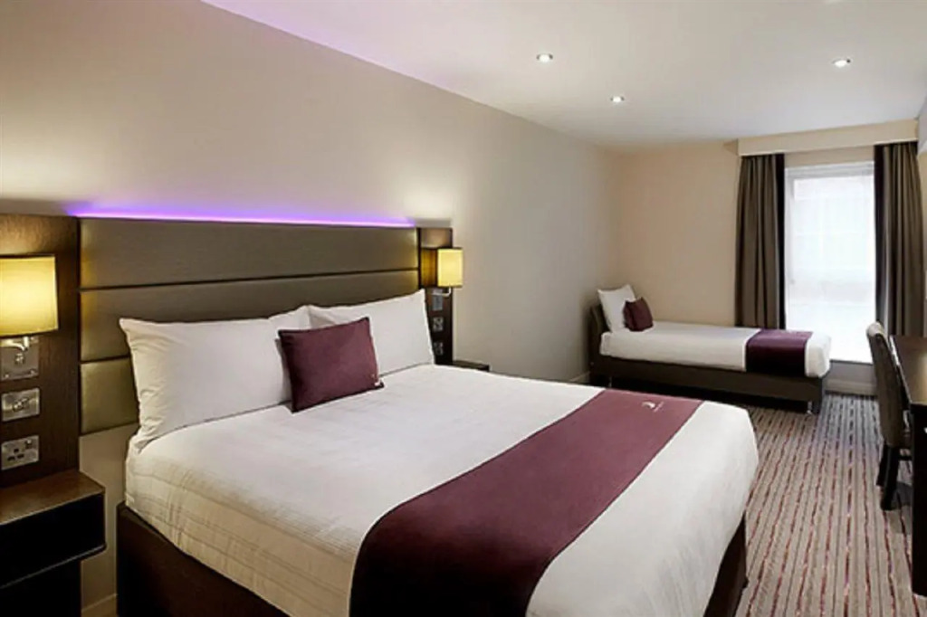 Premier Inn Liverpool Rainhill