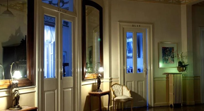 Tourist Hotel