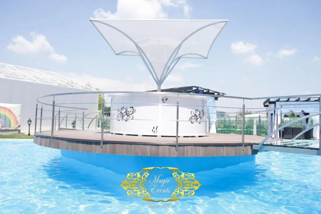 Hotel Magic Trivale