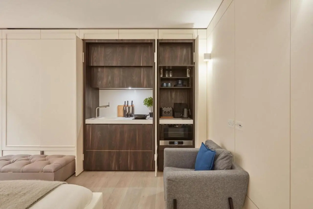 Luxury West London living in Loftus Road London