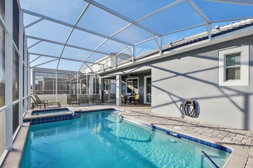 Well Appointed 4-bed Hm w Pool, Gm Rm-1542mvd