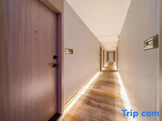 Tianyue Hotel (Songtao Shichang Plaza)