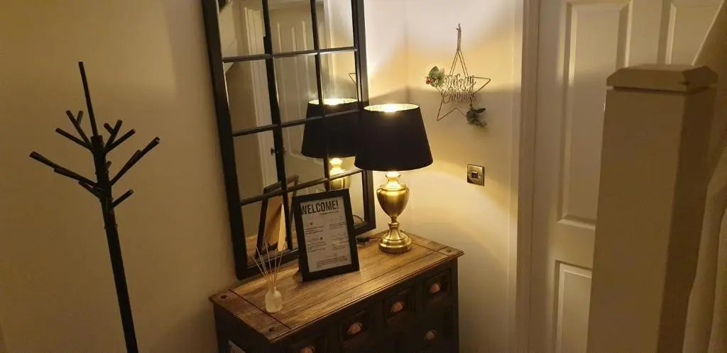 5 Star 1 Bed Sleeps 4 Free Parking