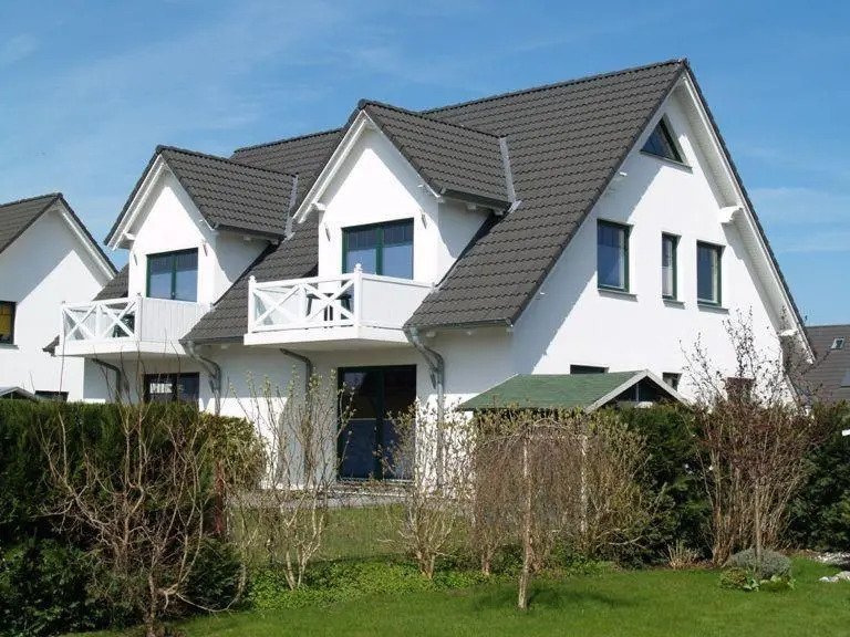 Moderne Ferienwohnung für 4 Personen mit Balkon