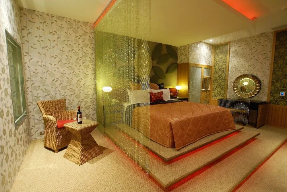 Rage Motel