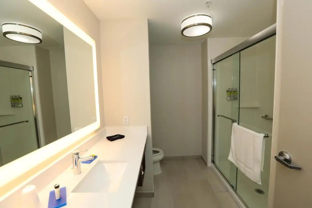 Holiday Inn Express Hillsboro I-35 by IHG