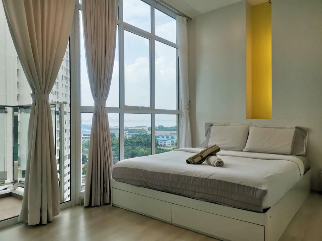 Strait Garden Suites X Ace Pro @ George Town