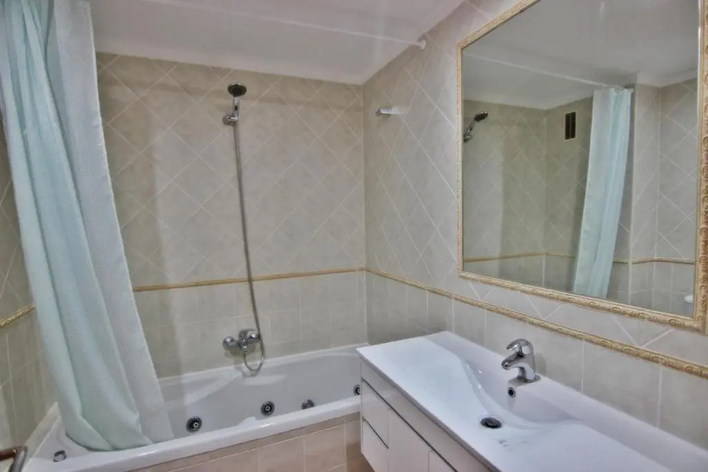 Los Arcos Apartment II