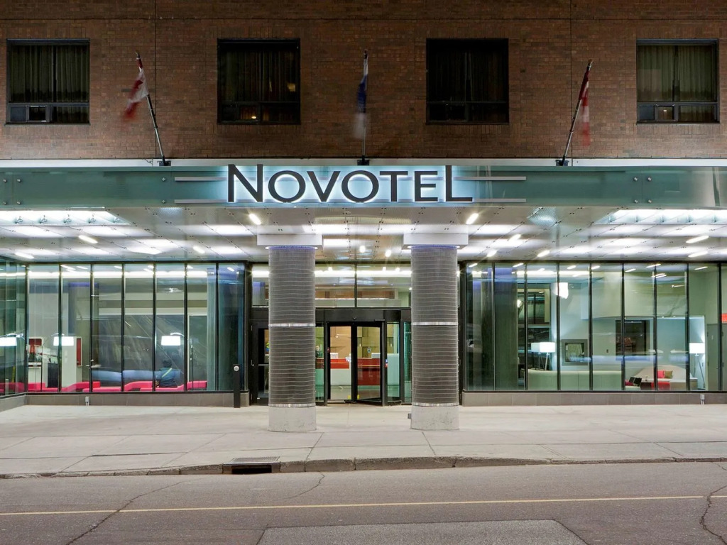 DoubleTree by Hilton Ottawa Downtown