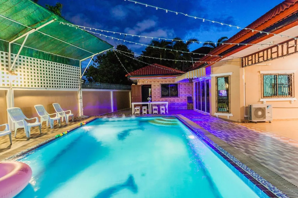 Baan Bowa Pool Villa By Pinky