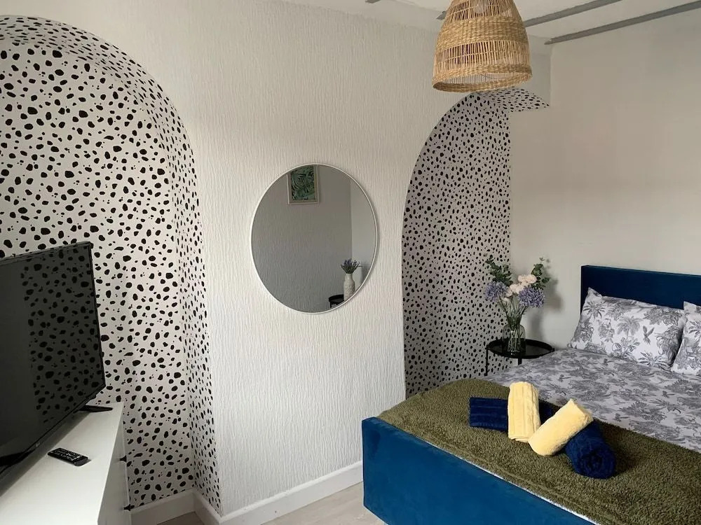 House of cosy dots