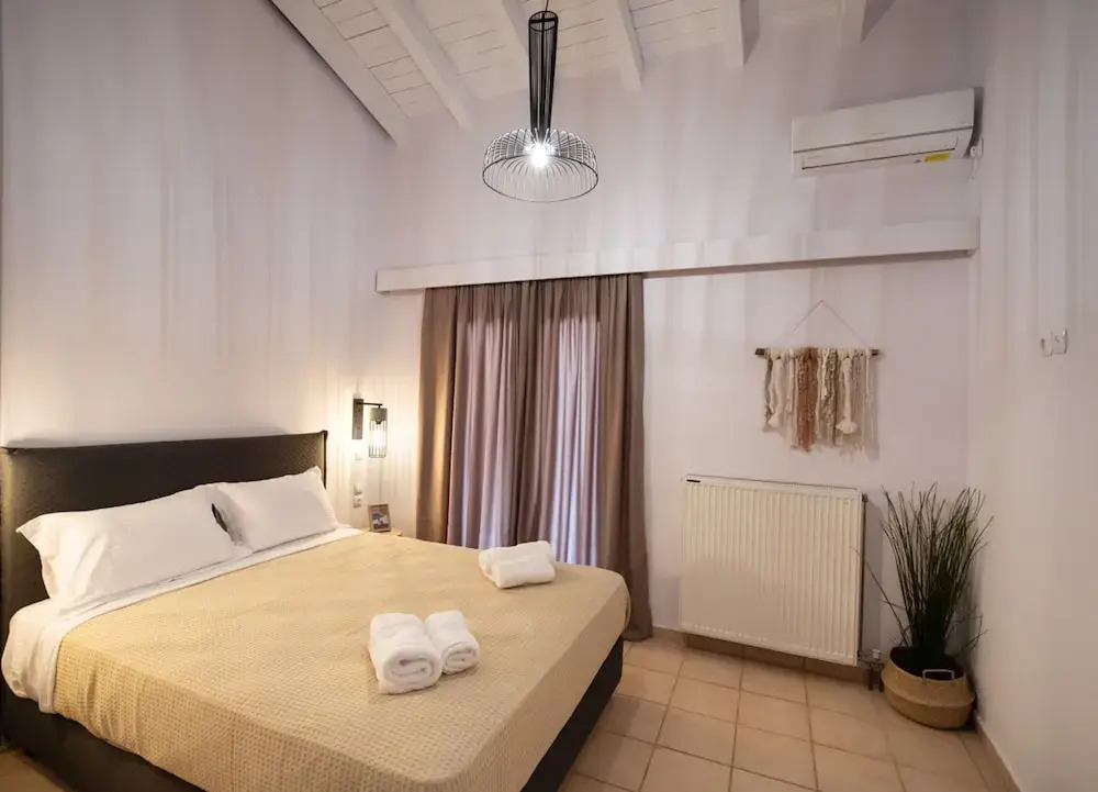 Drakatos Apartment 1B Z