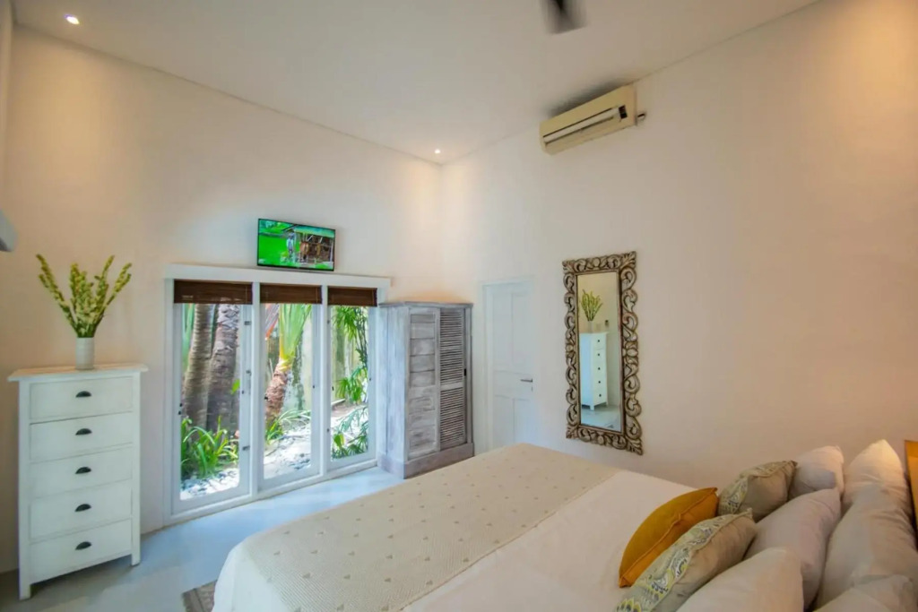 Villa Sitara, Sitara Villa Group