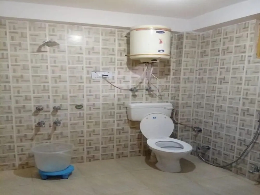ADB Rooms Hotel Kartik Manali