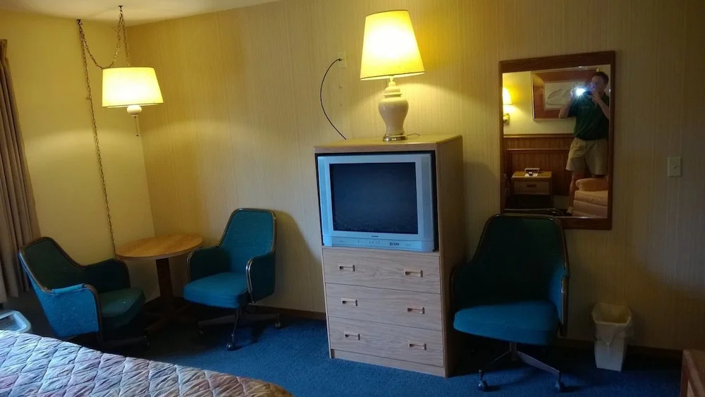 The Travelers Inn