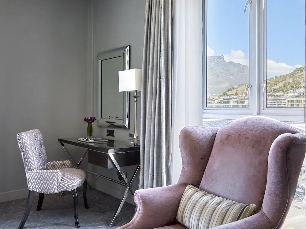 Queen Victoria Hotel by NEWMARK