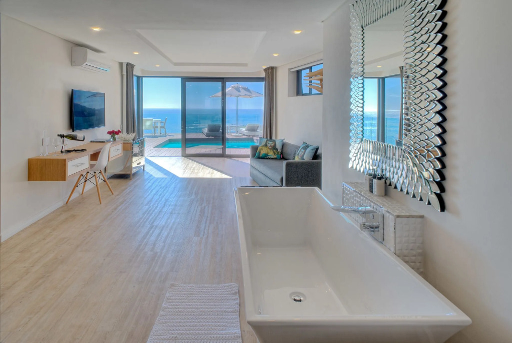 Sea Star Rocks Boutique Hotel