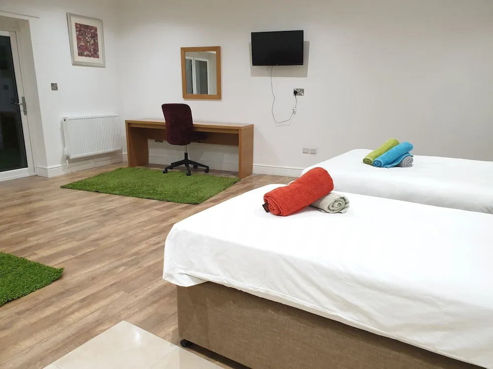 Stratford Rooms