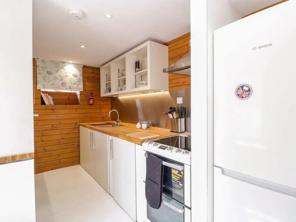 Avonside Cottage