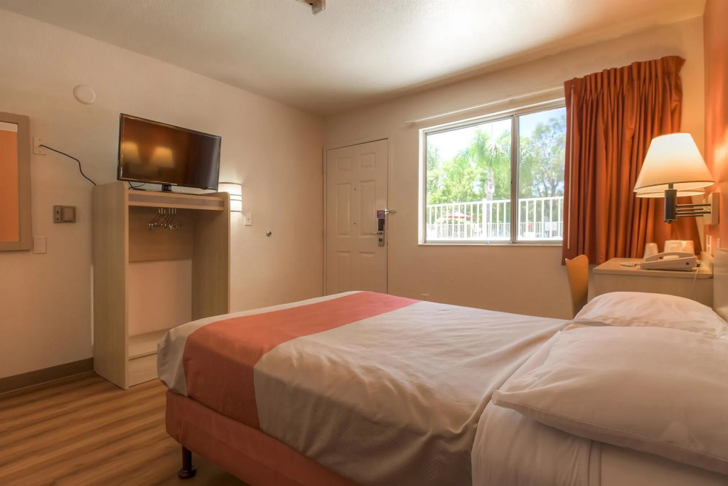 Motel 6-San Bernardino, CA - North