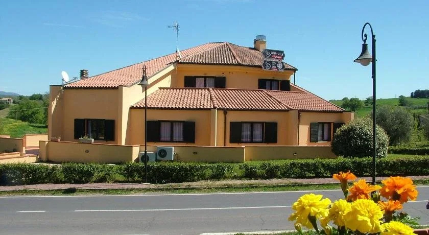 Mastro Titta Pizza Eat & Sleep