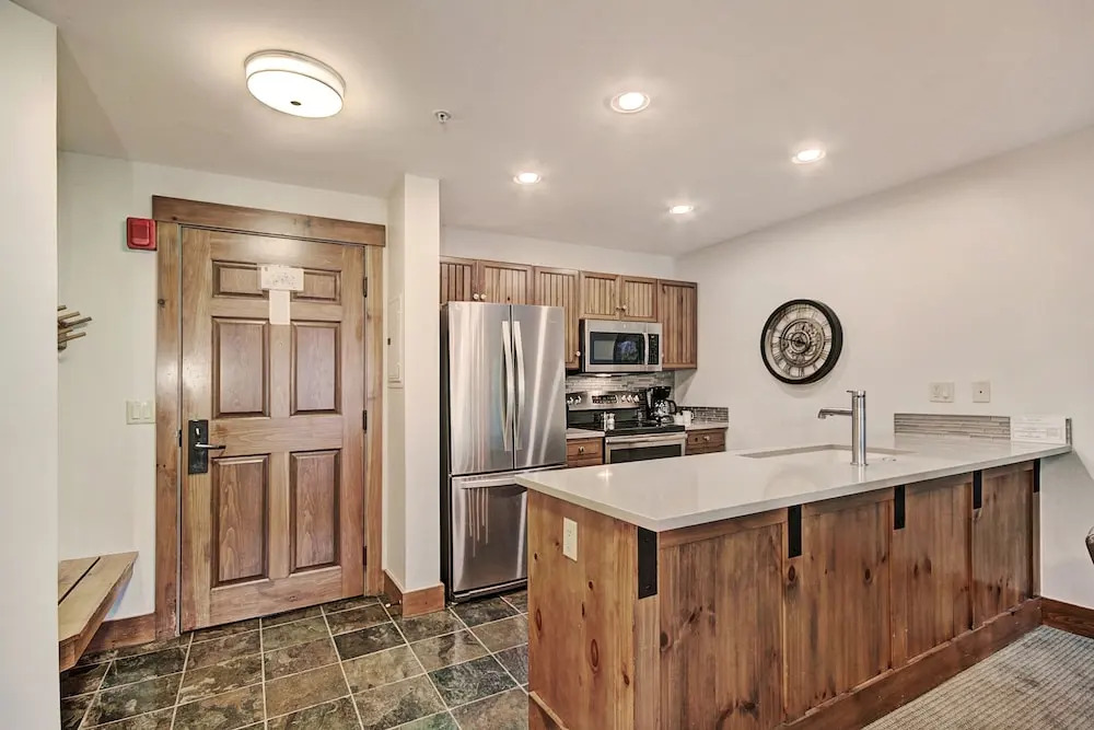 Refined  With Sunny Views 2 Blocks To Downtown Breck 1 Bedroom Condo by RedAwning