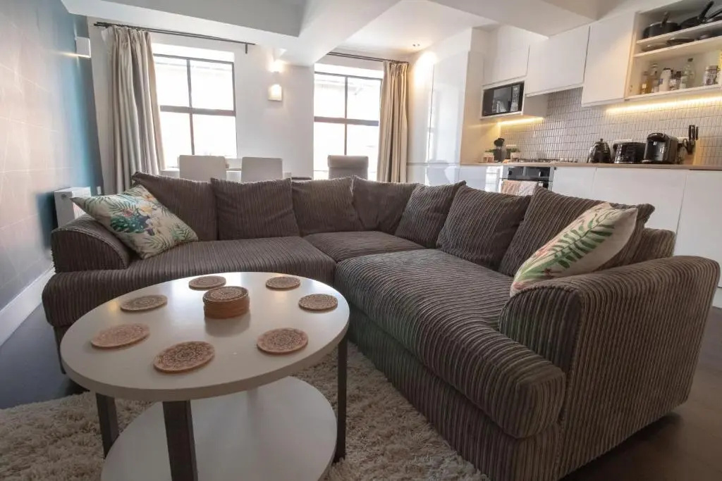 The New52 Oxford by Top Quality Suites - Bespoke 2 Bed Luxury Apartment in the Heart of Oxford City Center