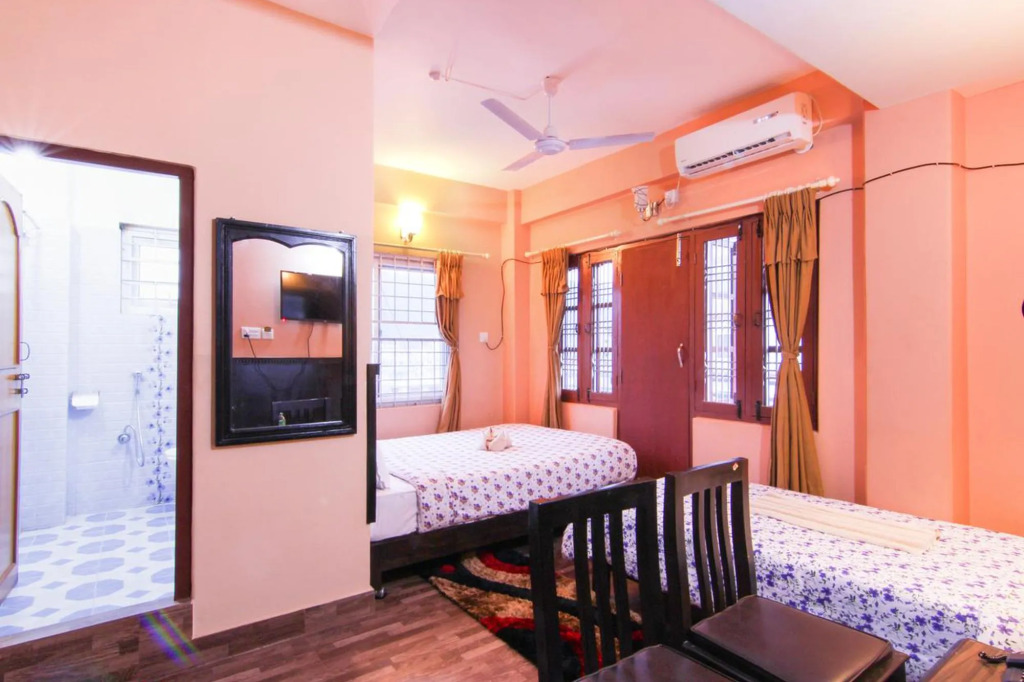 Hotel Middle Path & Spa