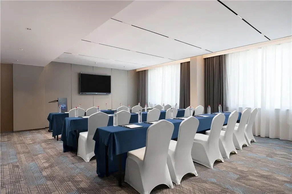 Hampton by Hilton Kuitun