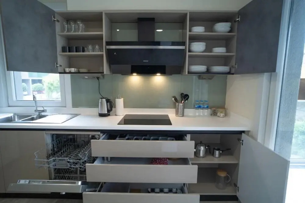 3 B Luxury Apt Near Arena Park AVM