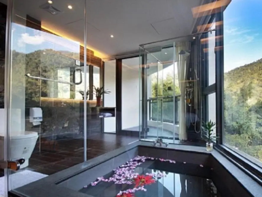 Shuian Lakeside Hotel II