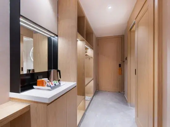 Vienna Hotel (Foshan Shunde Xingtan Fengjian Water Town Branch)