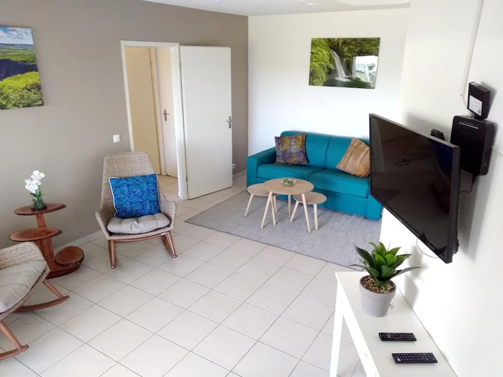 Apartment With one Bedroom in Saint-françois, With Wonderful City View