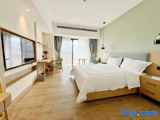 Xichang Wetland Sunshine Hotel