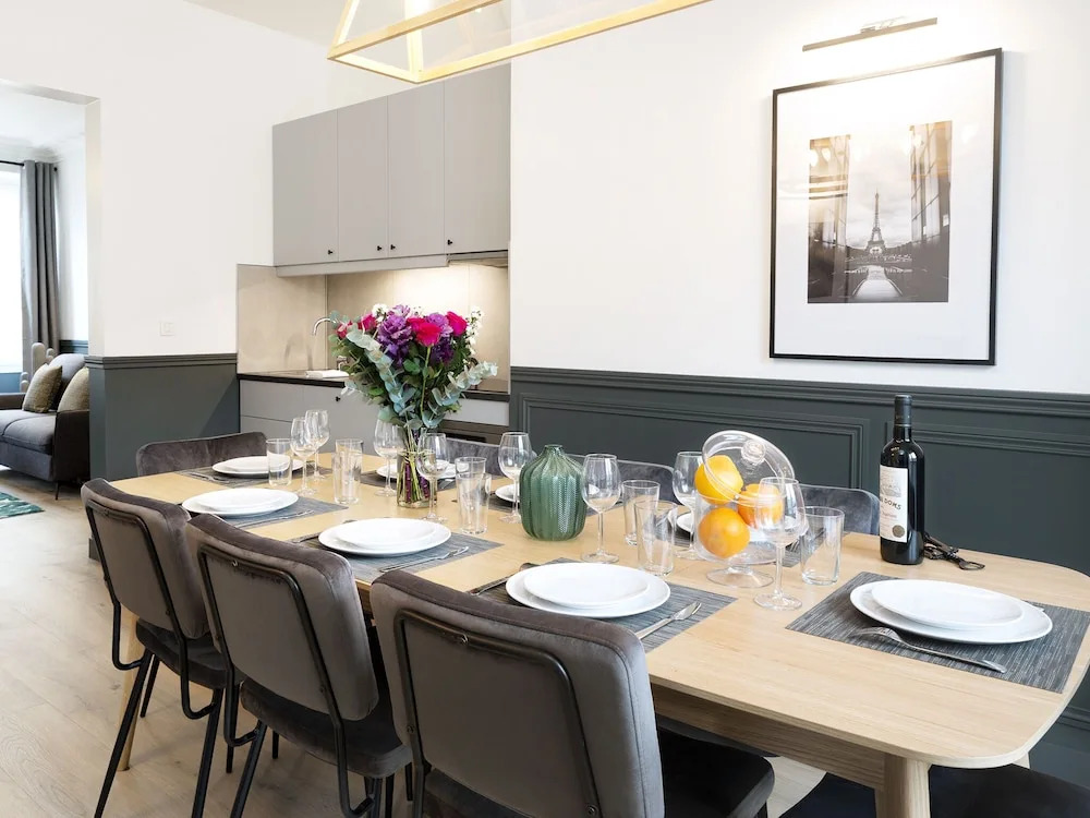 LUX 4BDR Opera Lafayette 3 by Livinparis
