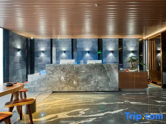 Xianju Maitan Yaduo Hotel (Wuyue Plaza Civic Sports Park)