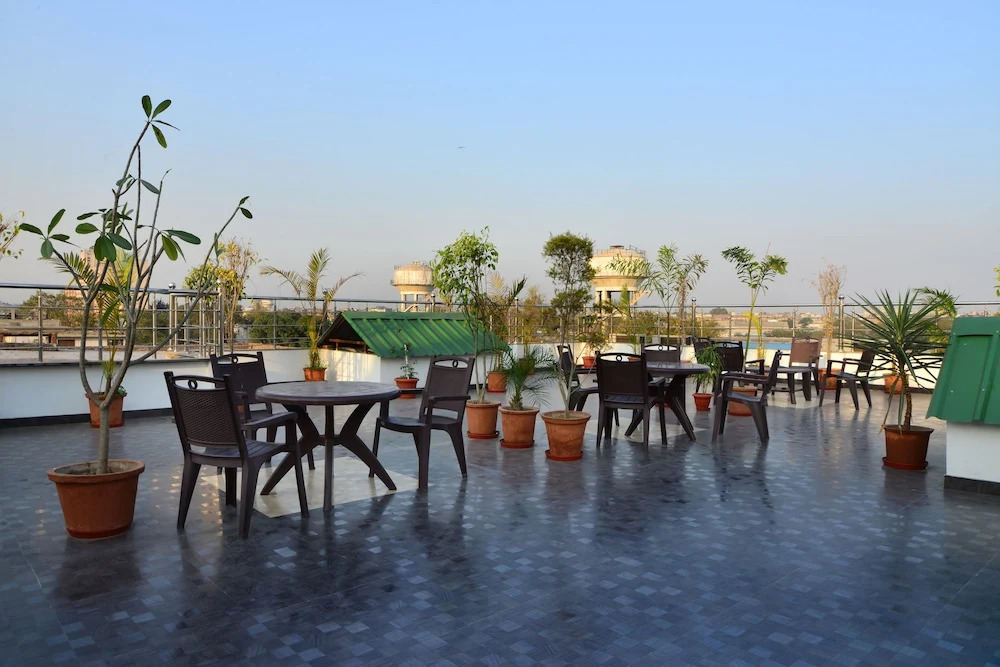 Hotel Srivinayak