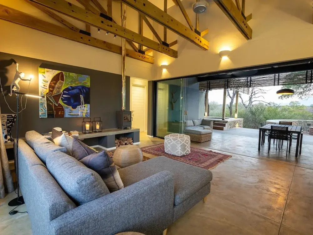 Villa in Hoedspruit With Hot Tub