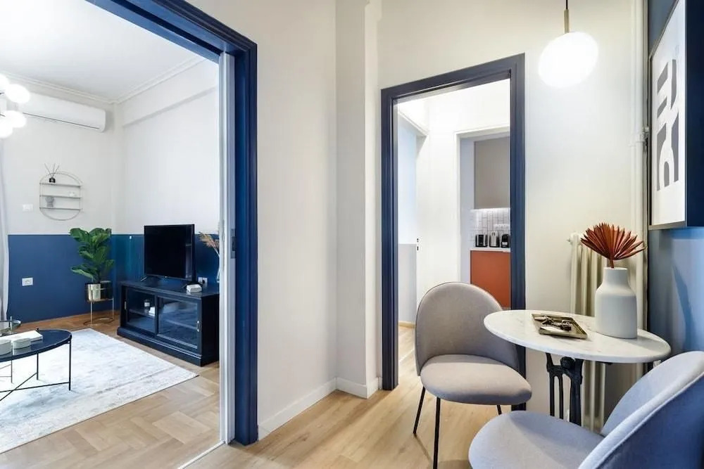 UPSTREET Hidesign Acropolis Apartment