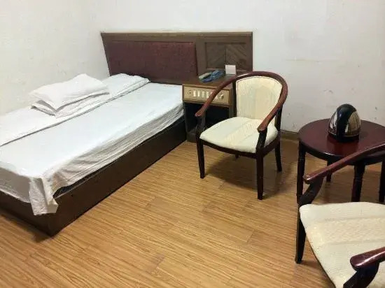 Anmen Golden Holiday Hotel